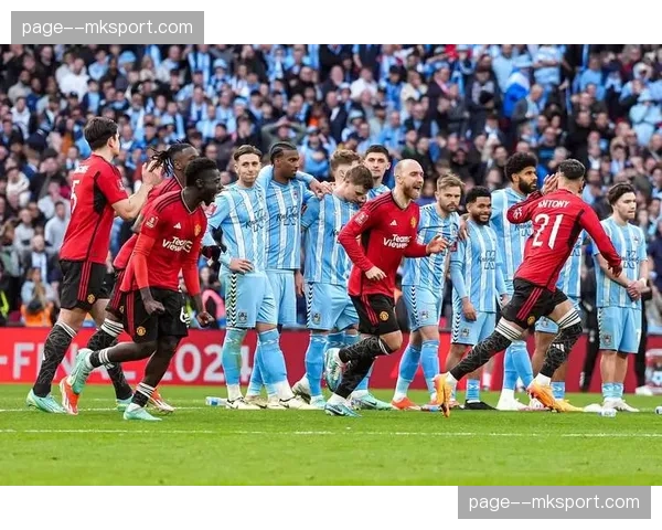 足总杯半决赛前瞻：曼联vs考文垂，滕哈格能否率队挺进决赛？